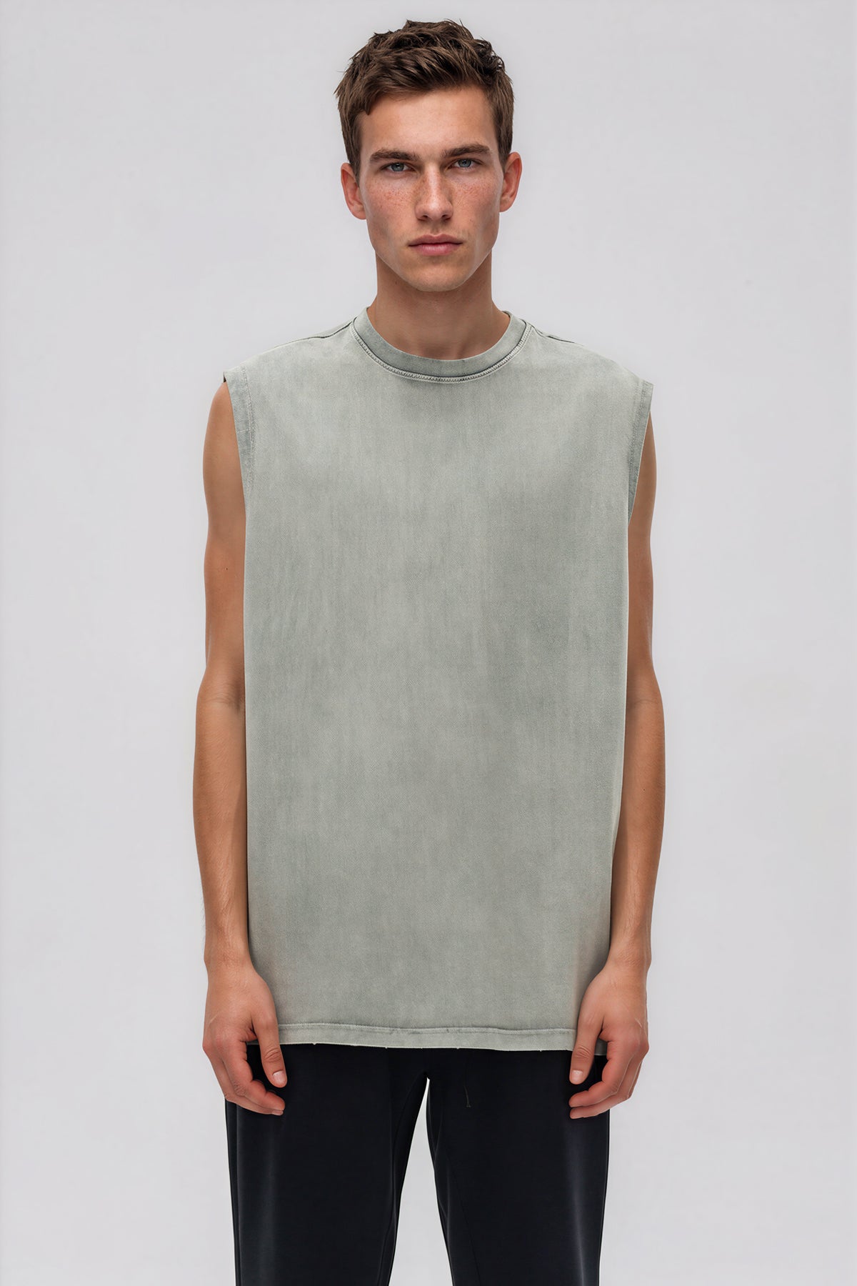 Snow Washed Frayed Hem Tank Top - Light Gray